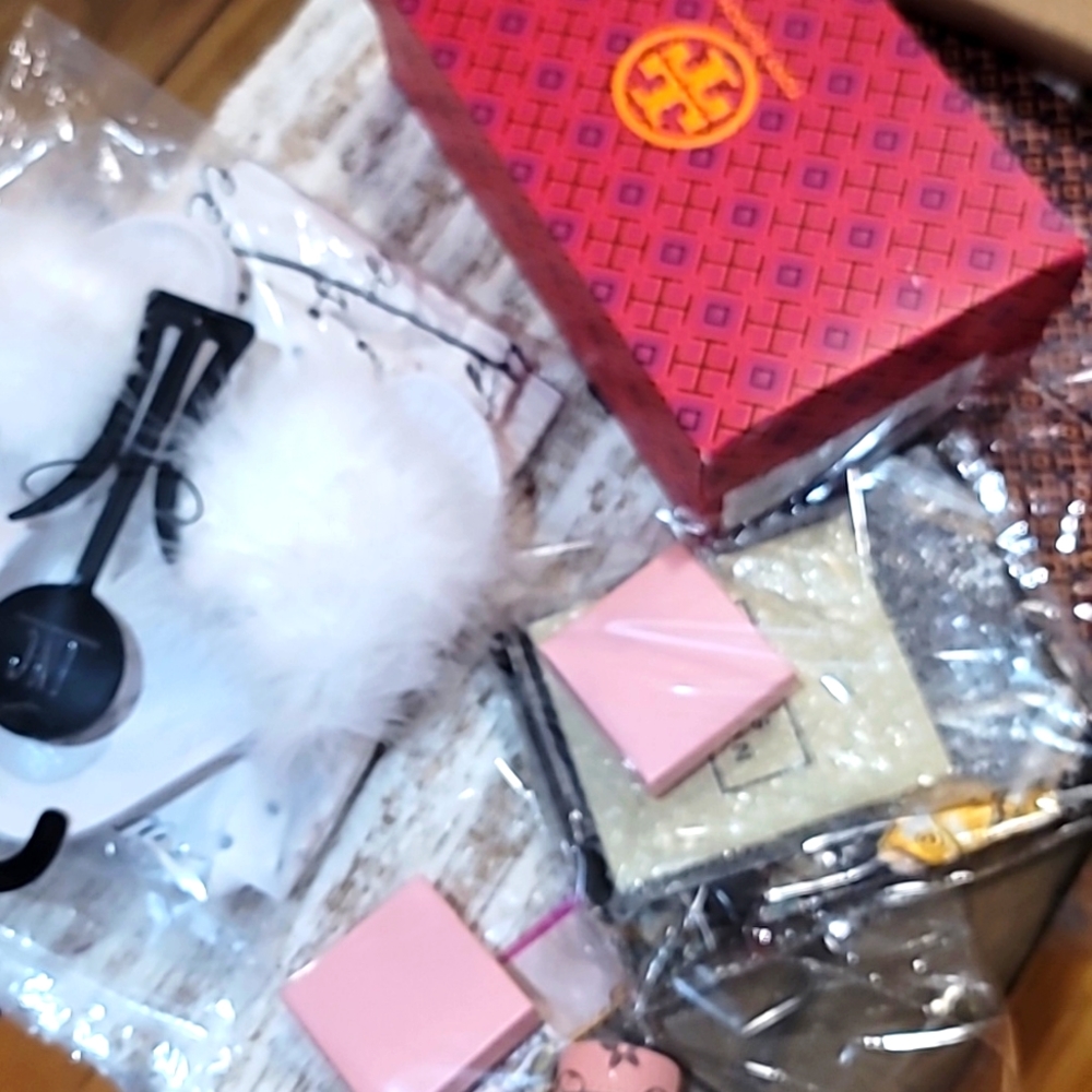 COPY - Unlisted items for live show
